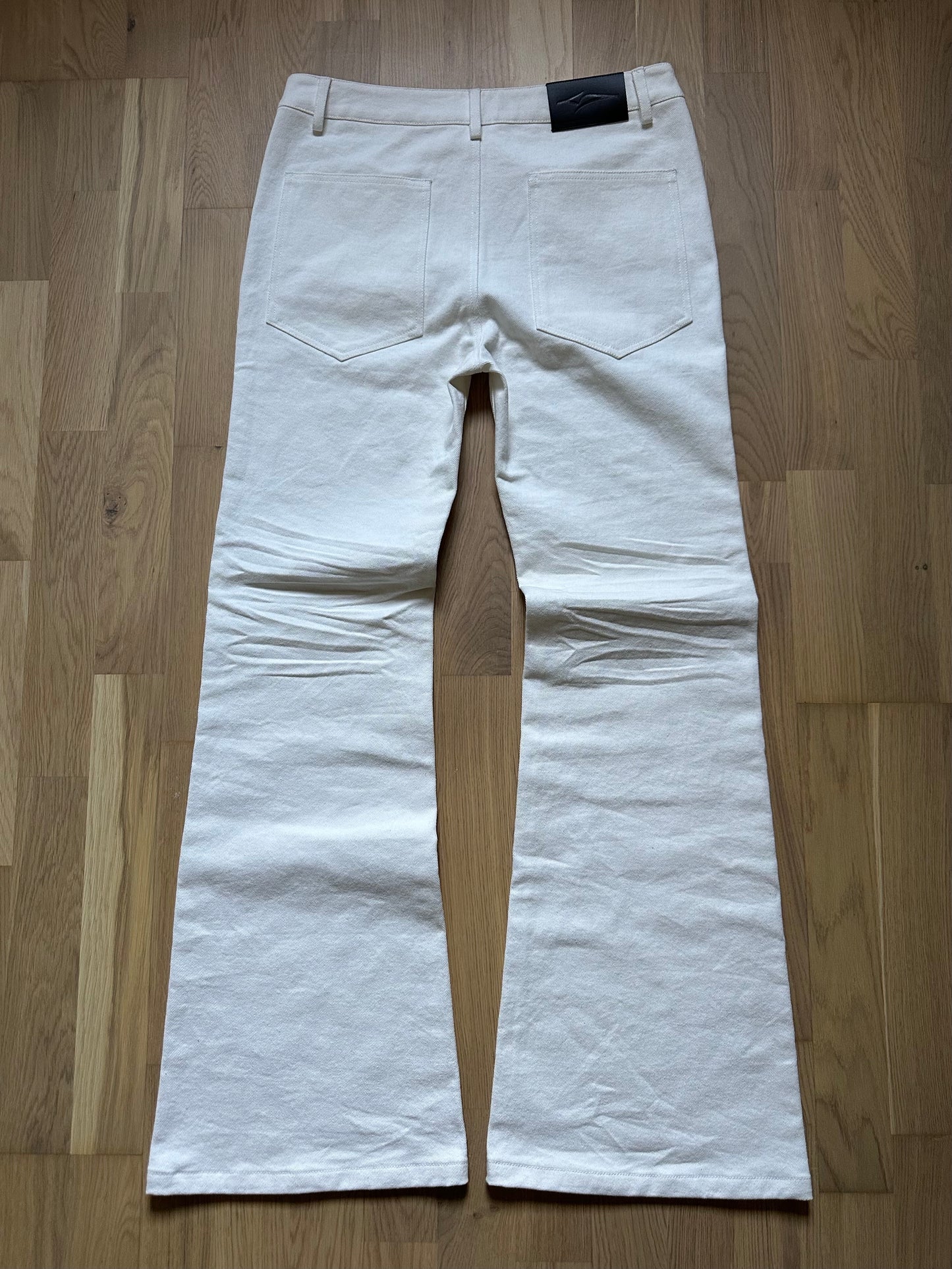senaexist white jeans