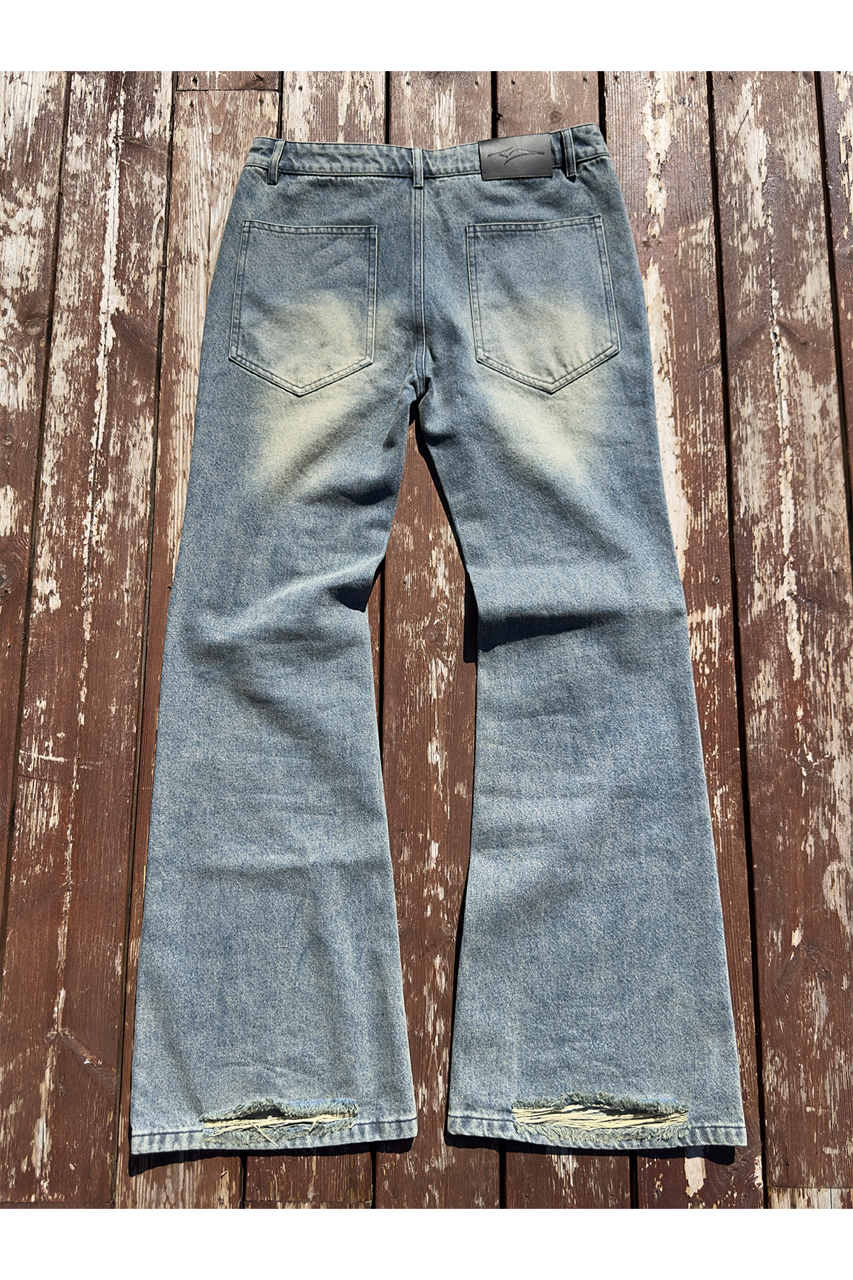 (PRE-ORDER) "wash" flared jeans