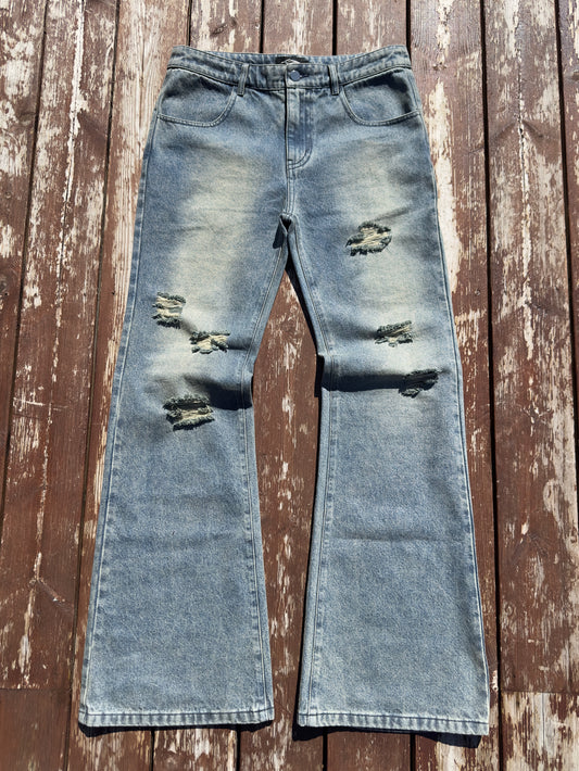 (PRE-ORDER) "wash" flared jeans